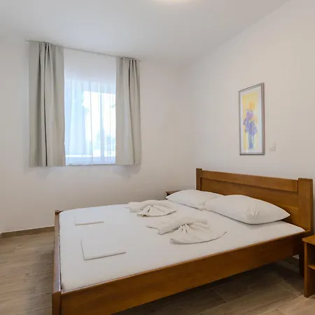 Apartments Lorena Privlaka  Exterior photo