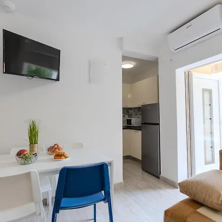 Apartments Lorena Privlaka  Exterior photo