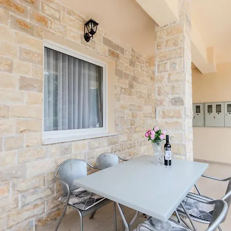 Apartments Lorena Privlaka  Exterior photo